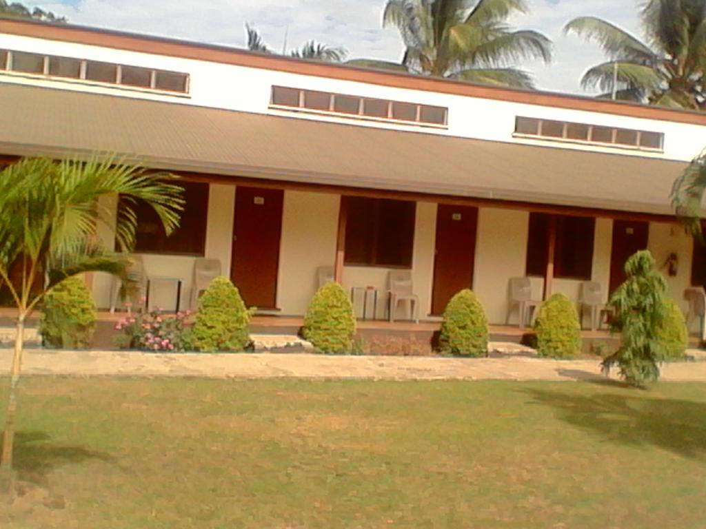 The Friendly North Inn Лабаса Экстерьер фото