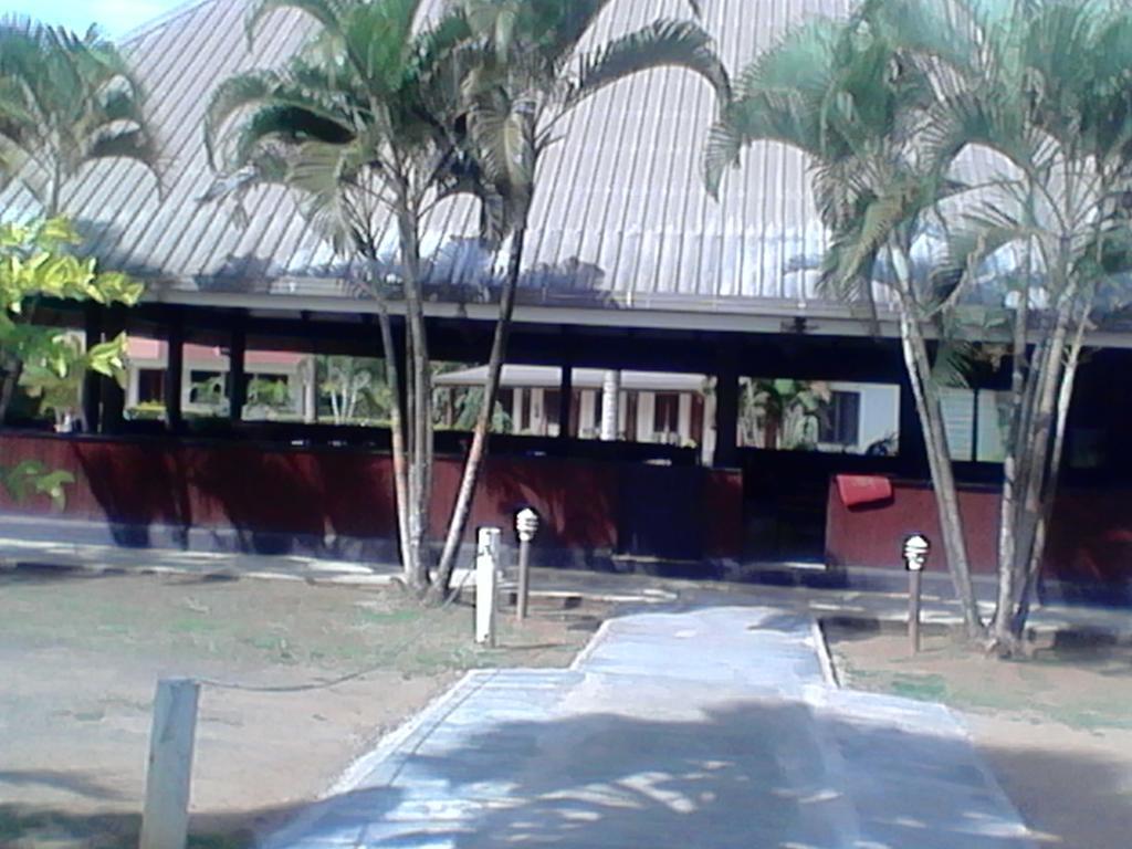 The Friendly North Inn Лабаса Экстерьер фото